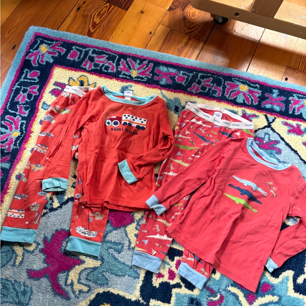 GAP kids toddler 18-24 mos Red Pajama Set bundle lot Trucks & alligator pair
